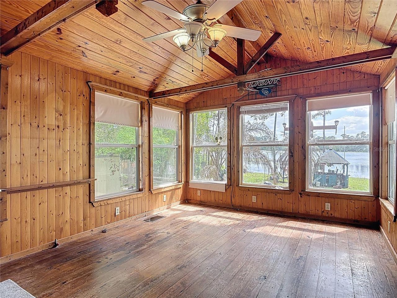 27912 Lake Avenue , Paisley, FL 32767 Photo