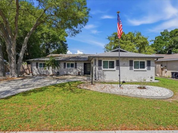 3809 PARKSIDE DRIVE , VALRICO, FL 33594