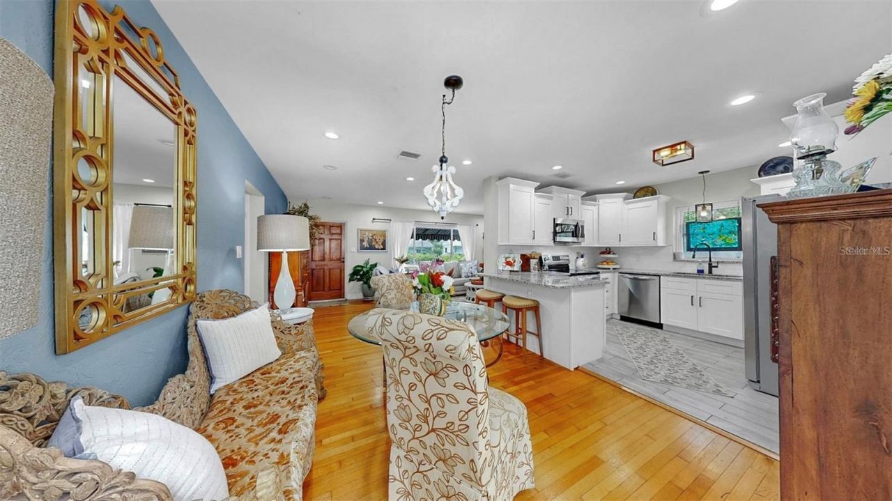 4020 Queen Street N, Saint Petersburg, FL 33714 Photo
