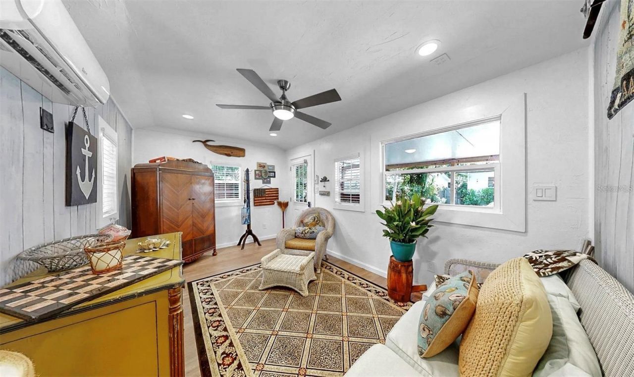 4020 Queen Street N, Saint Petersburg, FL 33714 Photo