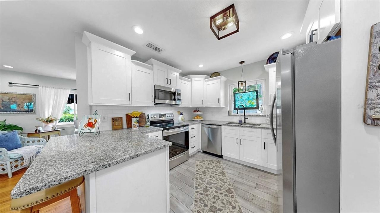 4020 Queen Street N, Saint Petersburg, FL 33714 Photo