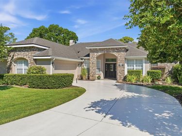 1941 CITRUS COURT , MOUNT DORA, FL 32757