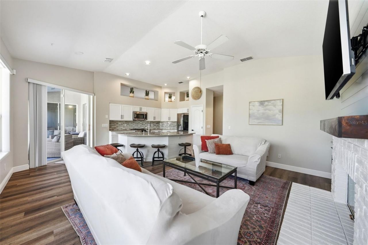 1941 Citrus Court , Mount Dora, FL 32757 Photo