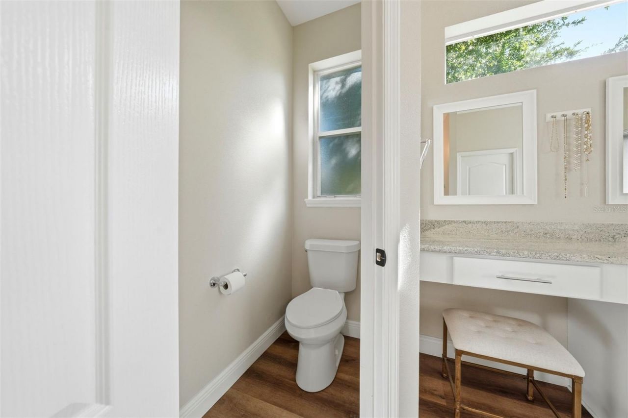 1941 Citrus Court , Mount Dora, FL 32757 Photo