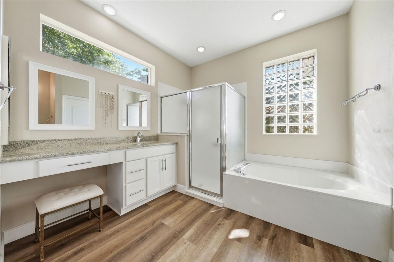 1941 Citrus Court , Mount Dora, FL 32757 Photo