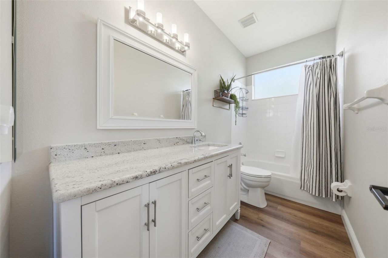 1941 Citrus Court , Mount Dora, FL 32757 Photo