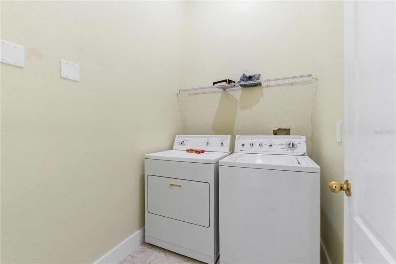 4207 Andover Cay Boulevard, Orlando, FL 32825 Photo