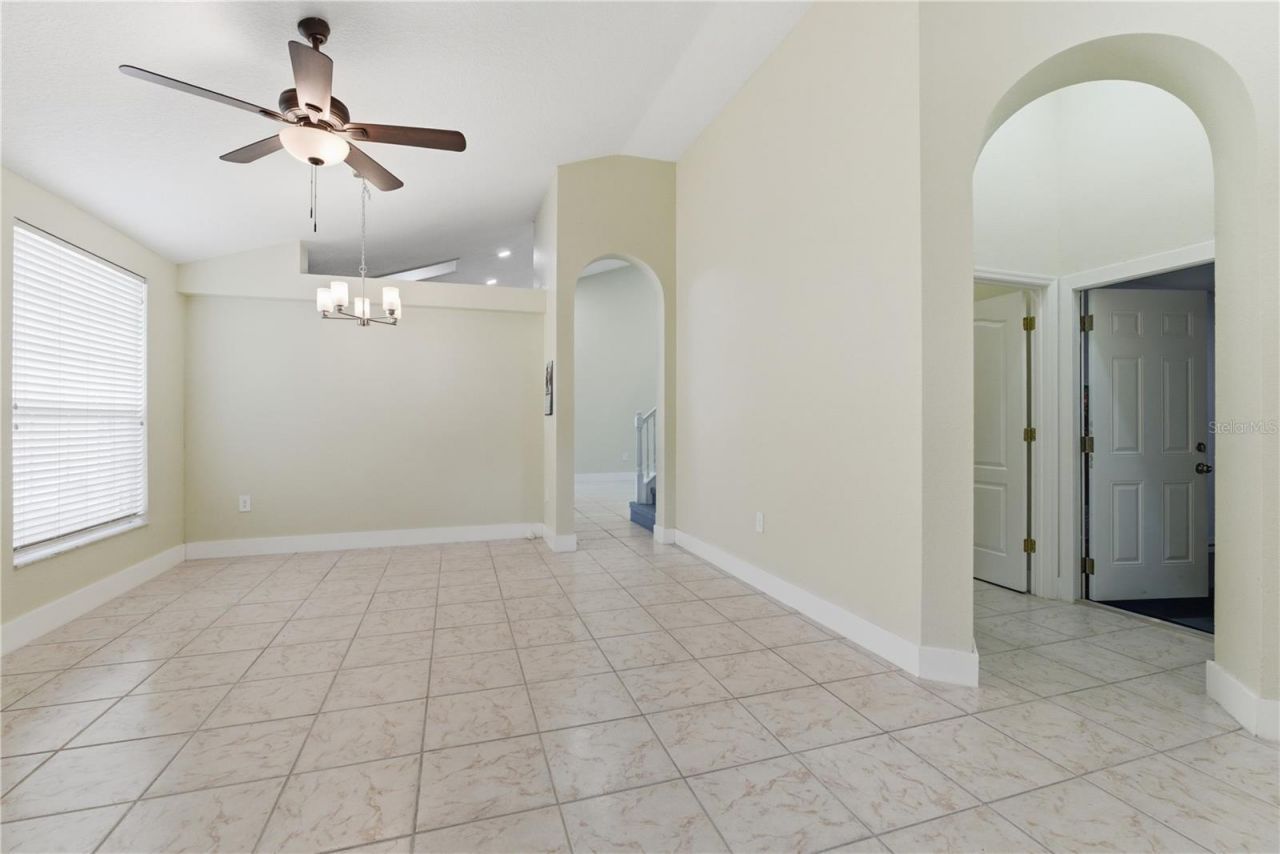 4207 Andover Cay Boulevard, Orlando, FL 32825 Photo