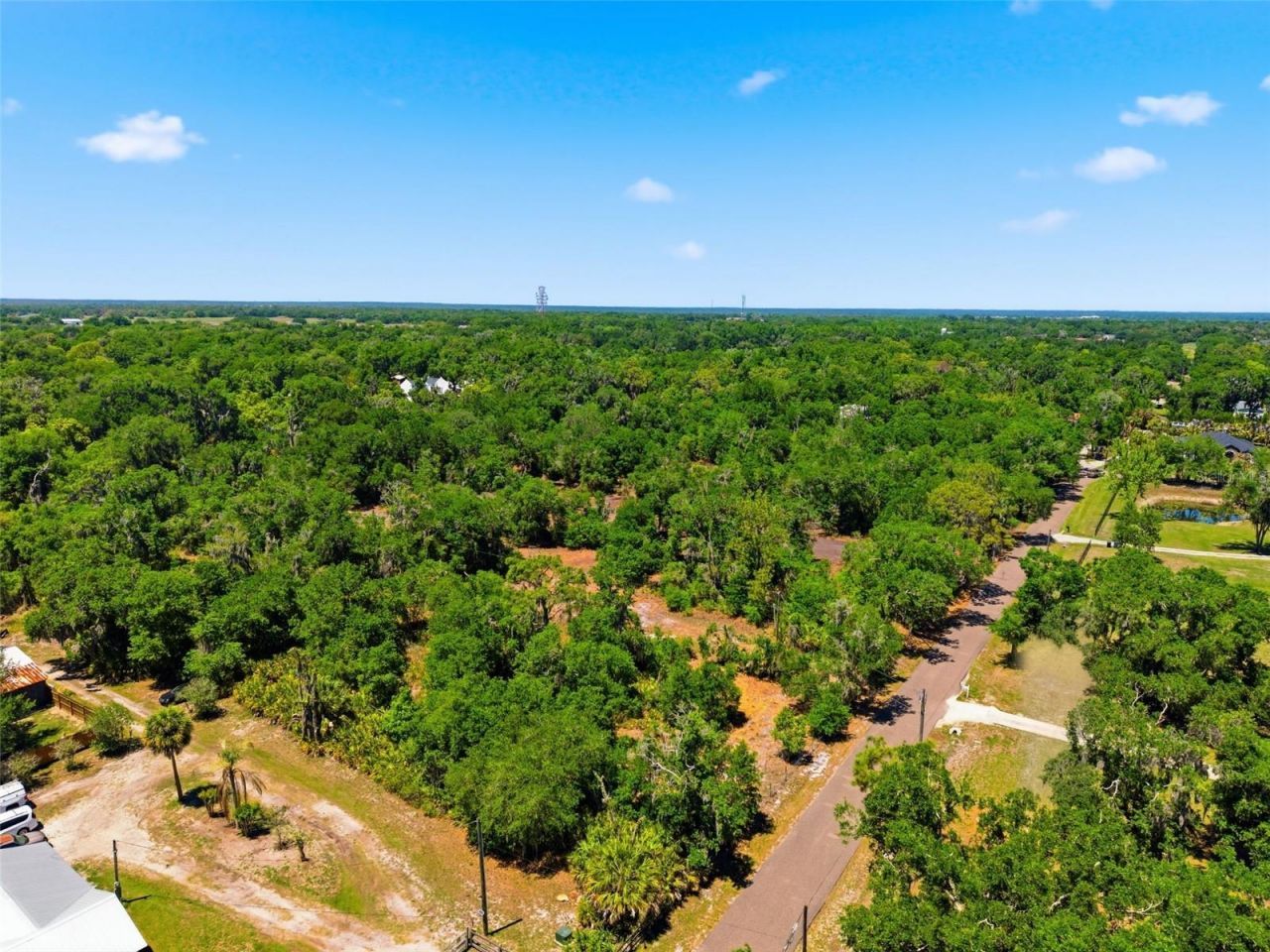 19084 Red Bird Lane , Lot #LOT 2, Lithia, FL 33547 Photo