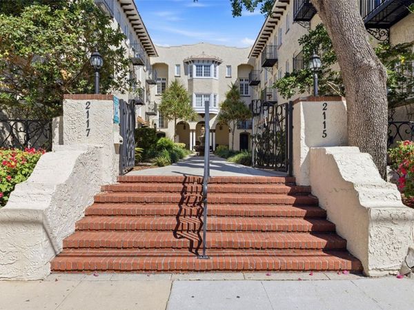 2117 W DEKLE AVENUE, Unit K3, TAMPA, FL 33606