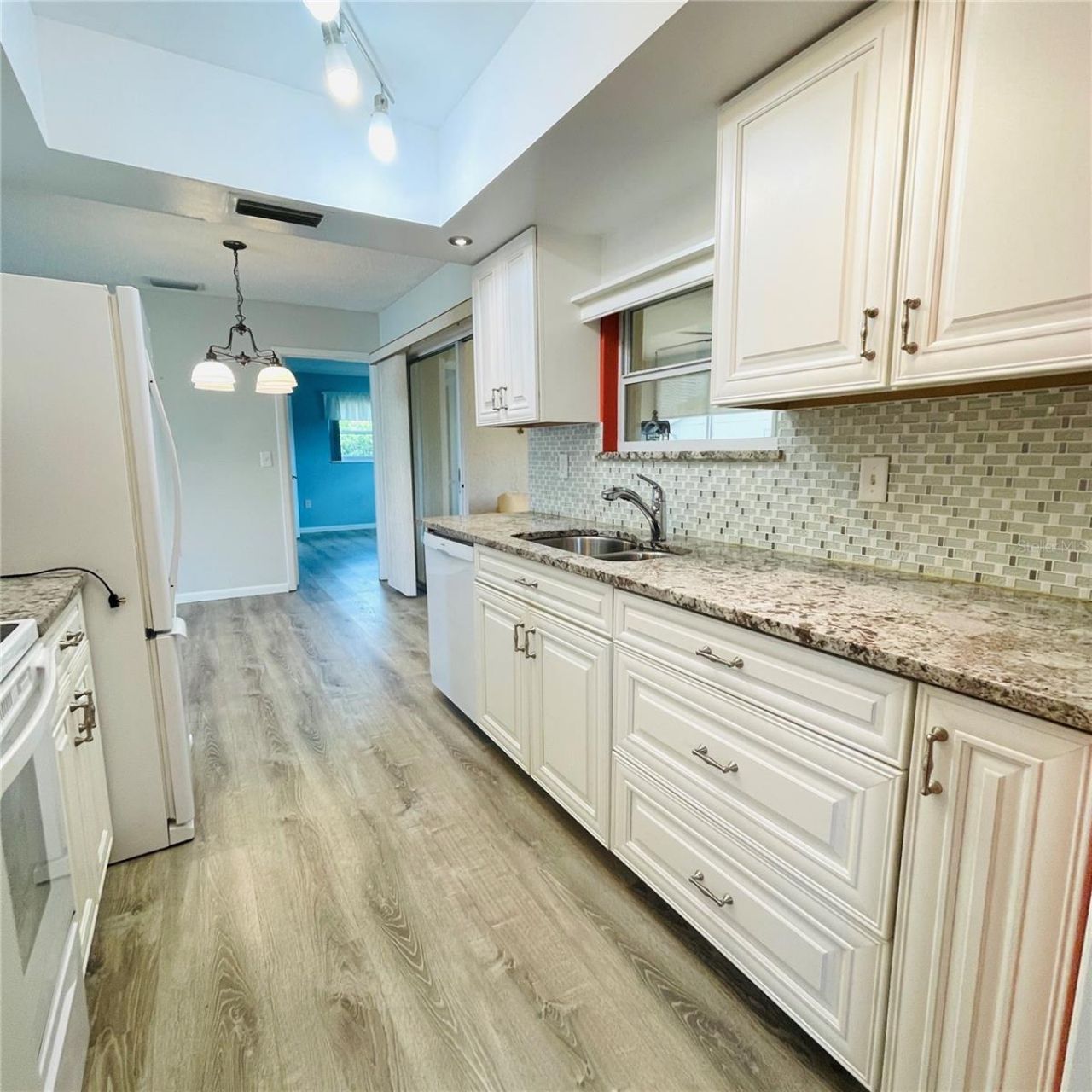 3603 Joyce Drive, Bradenton, FL 34208 Photo