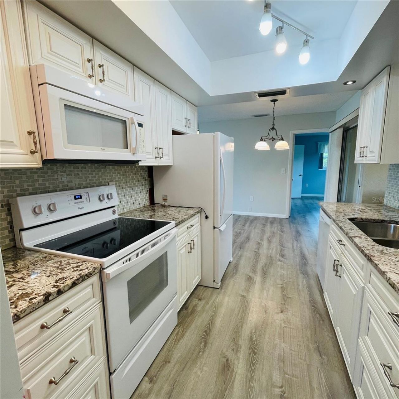 3603 Joyce Drive, Bradenton, FL 34208 Photo