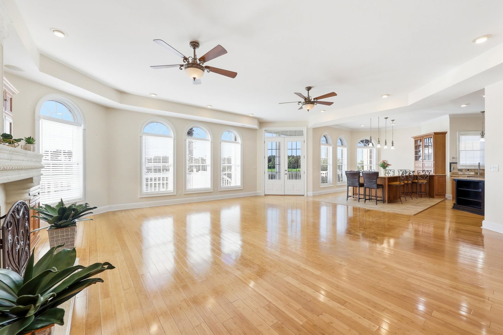 816 Waterton Ave. Photo 14