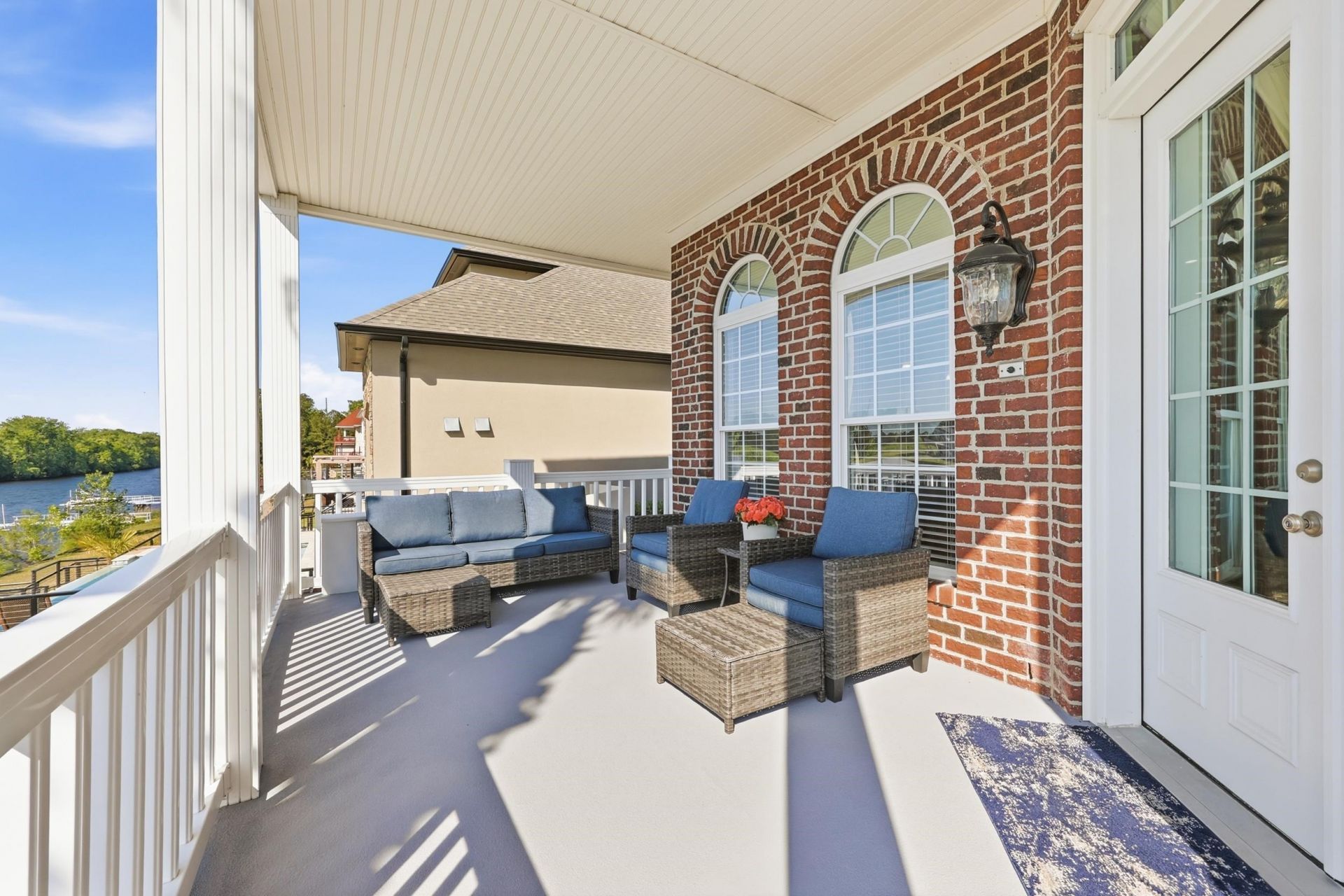 816 Waterton Ave. Photo 18