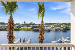 816 Waterton Ave. photo 4