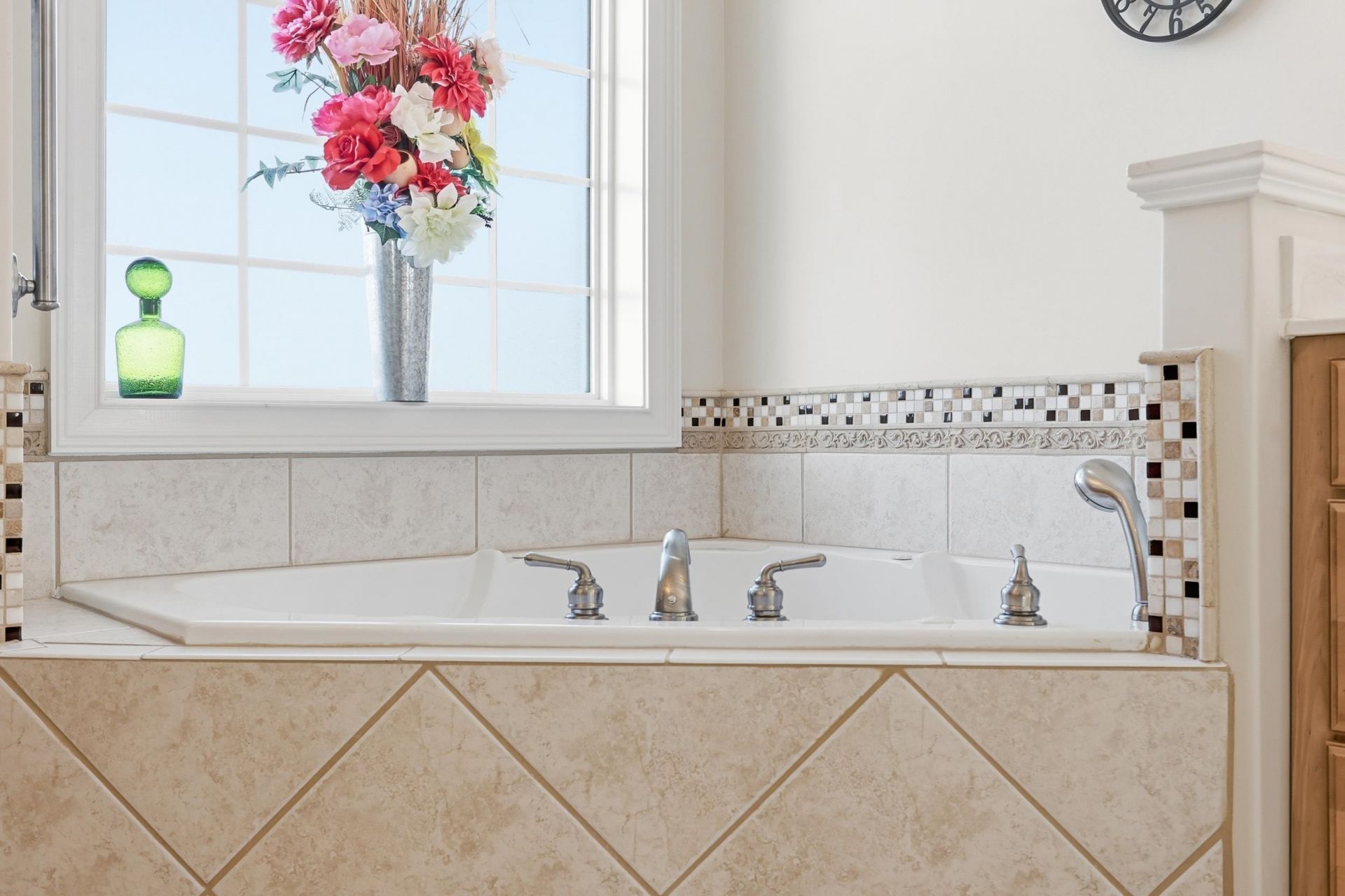 816 Waterton Ave. Photo 32