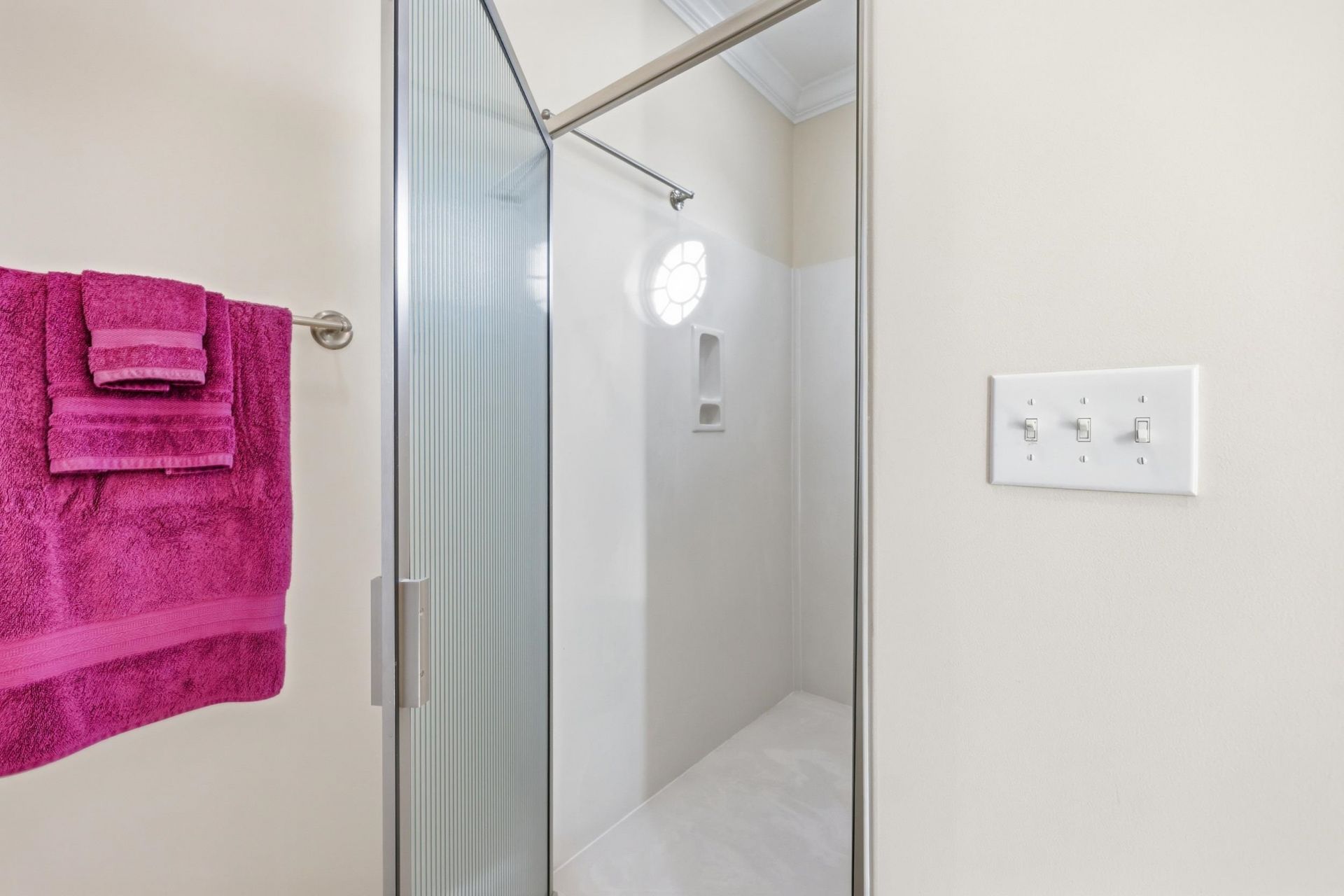 816 Waterton Ave. Photo 43