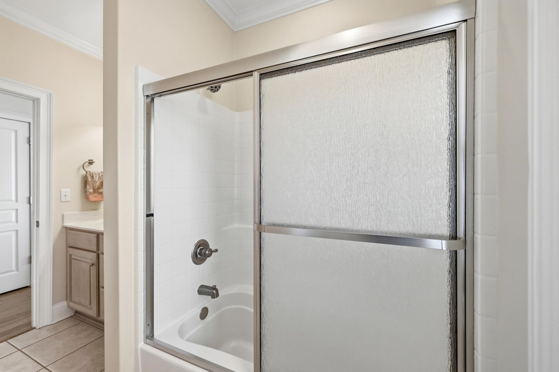 816 Waterton Ave. Photo 55