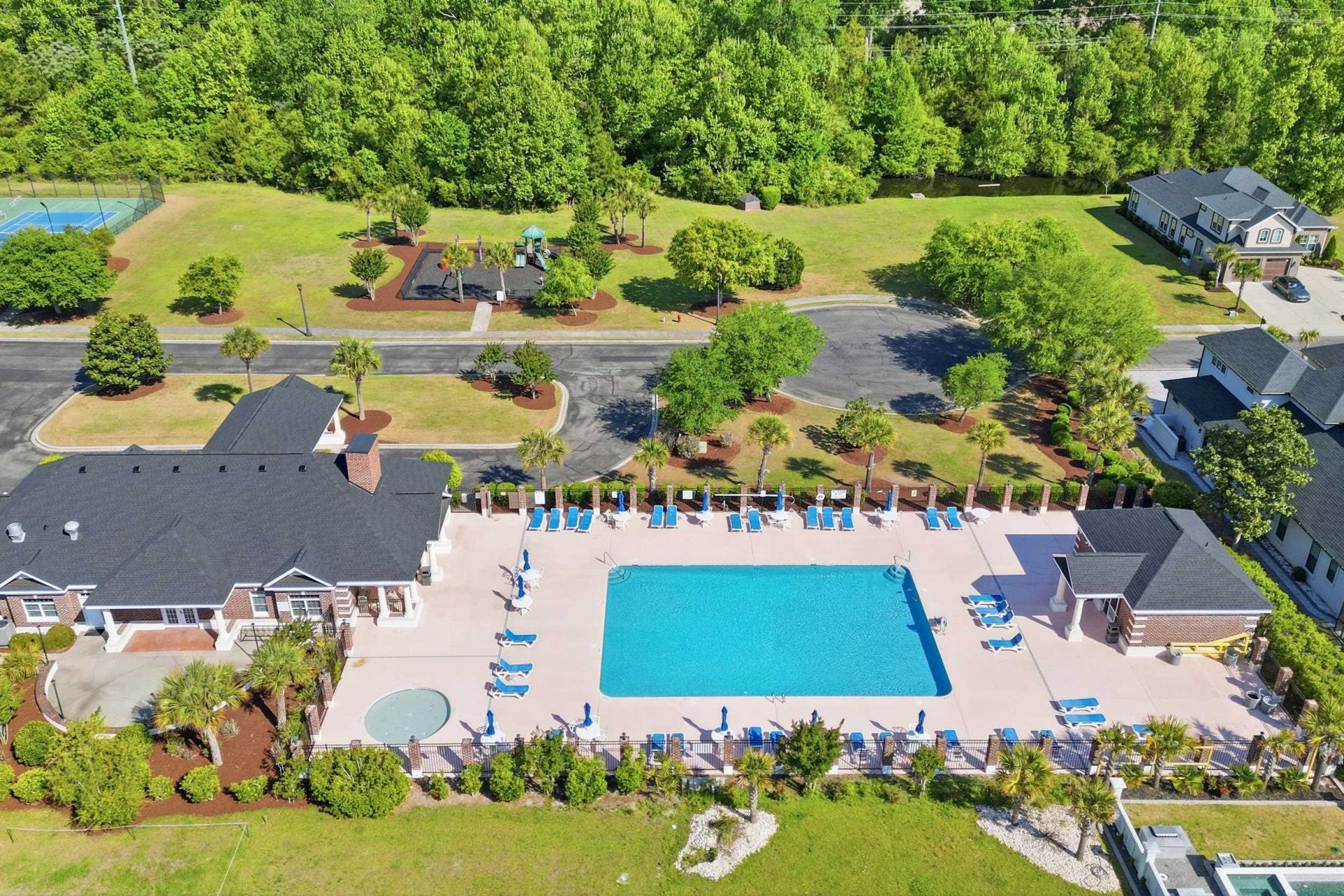 816 Waterton Ave. Photo 64