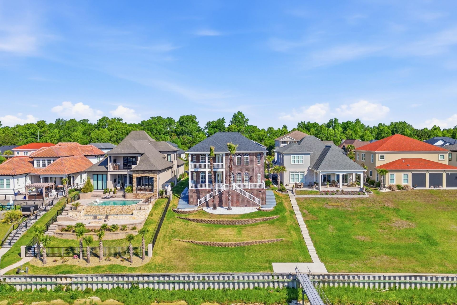 816 Waterton Ave. Photo 7