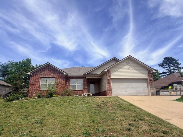 118 Durham Loop, Hot Springs, AR 71913