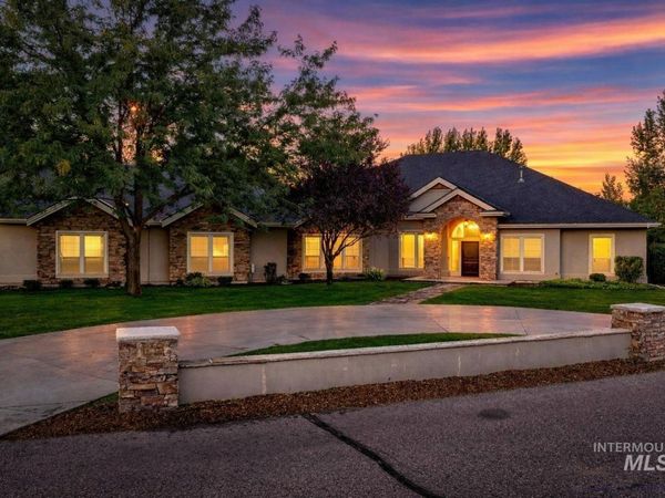 103 S. Alder Ln, Eagle, ID 83616