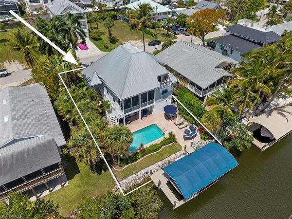 1286 Rainbow CT, NAPLES, FL 34110