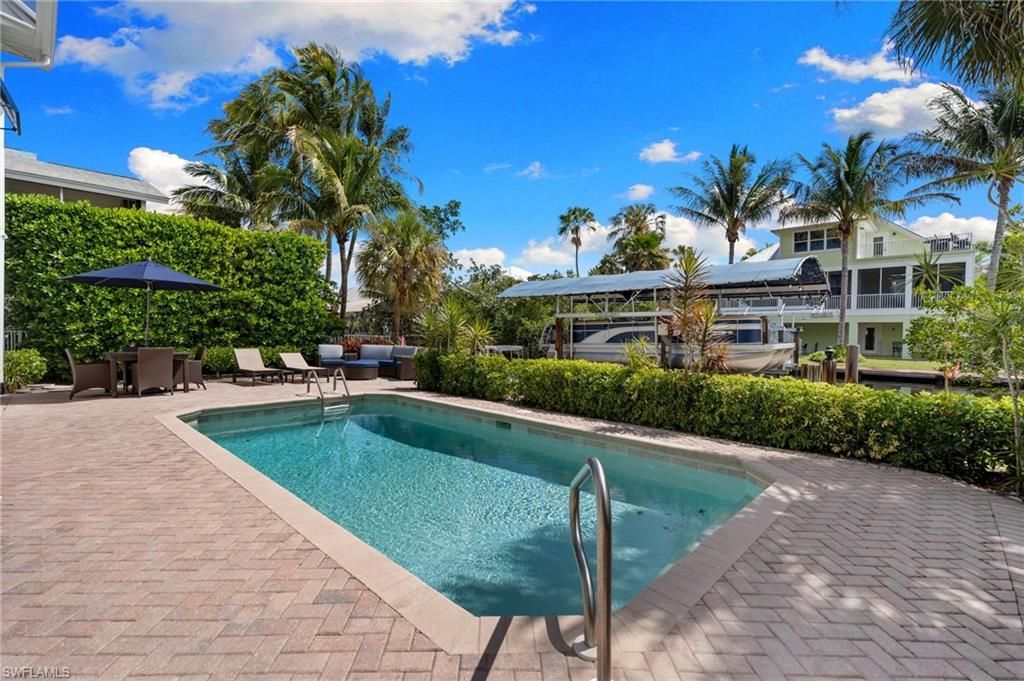 1286 Rainbow Ct , Naples, FL 34110 Photo