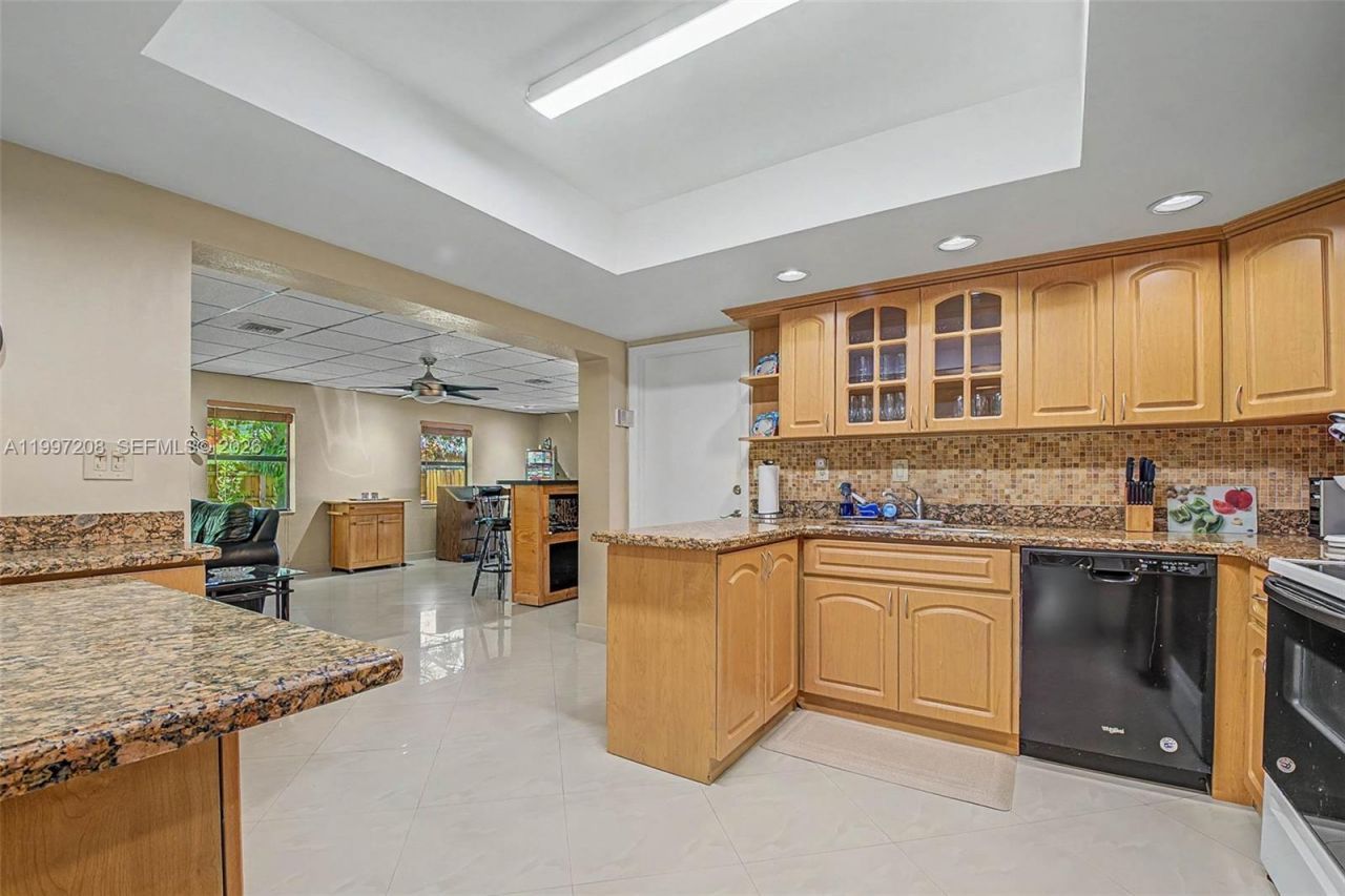 7916 SW 140th Ave , Miami, FL 33183 Photo