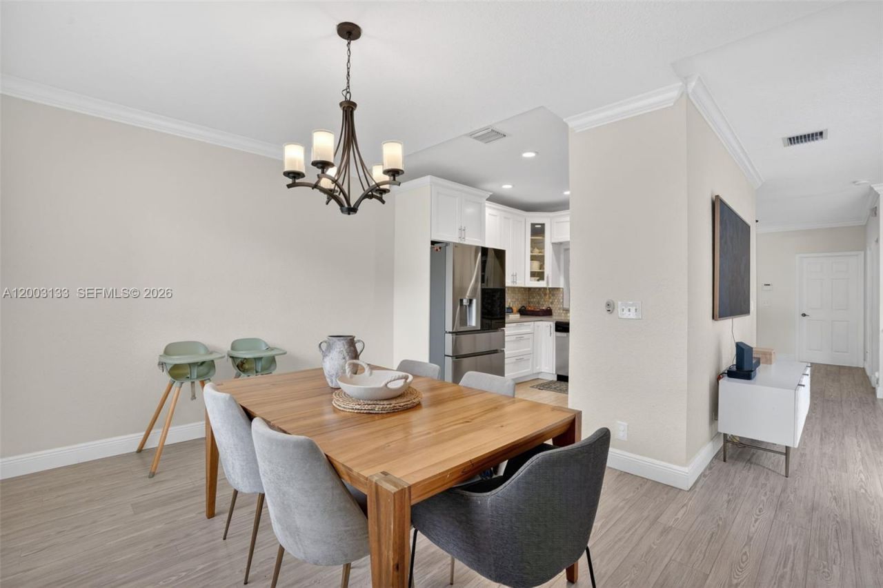 16862 SW 1st St , Pembroke Pines, FL 33027 Photo