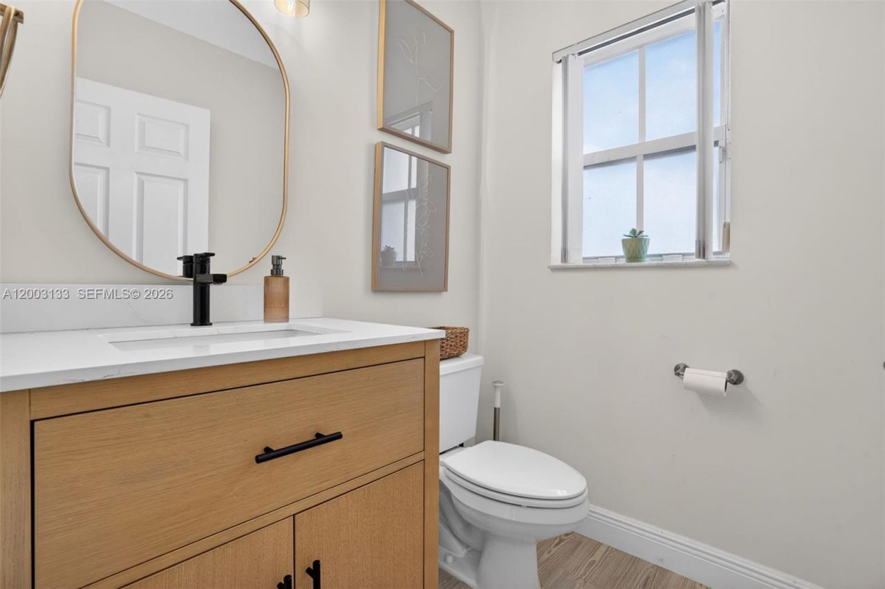 16862 SW 1st St , Pembroke Pines, FL 33027 Photo