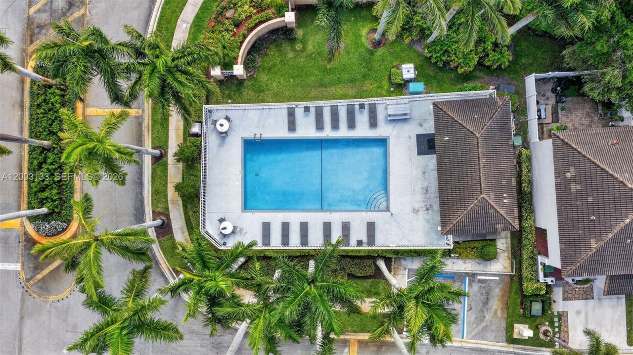 16862 SW 1st St , Pembroke Pines, FL 33027 Photo