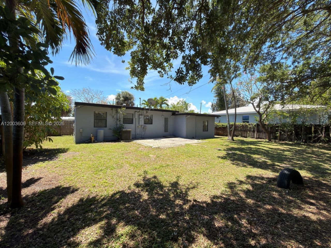 1325 NW 11th Ct , Fort Lauderdale, FL 33311 Photo