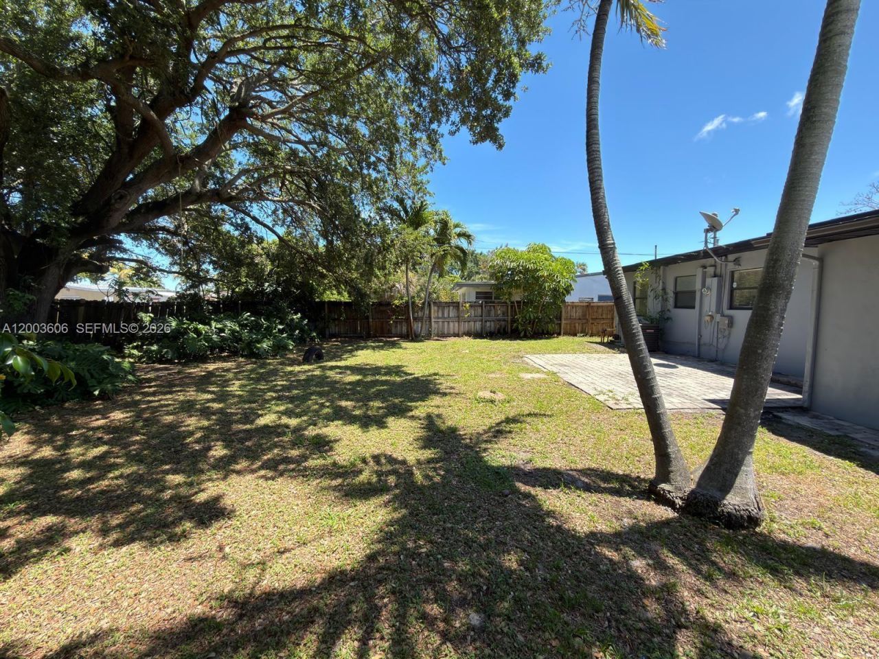 1325 NW 11th Ct , Fort Lauderdale, FL 33311 Photo