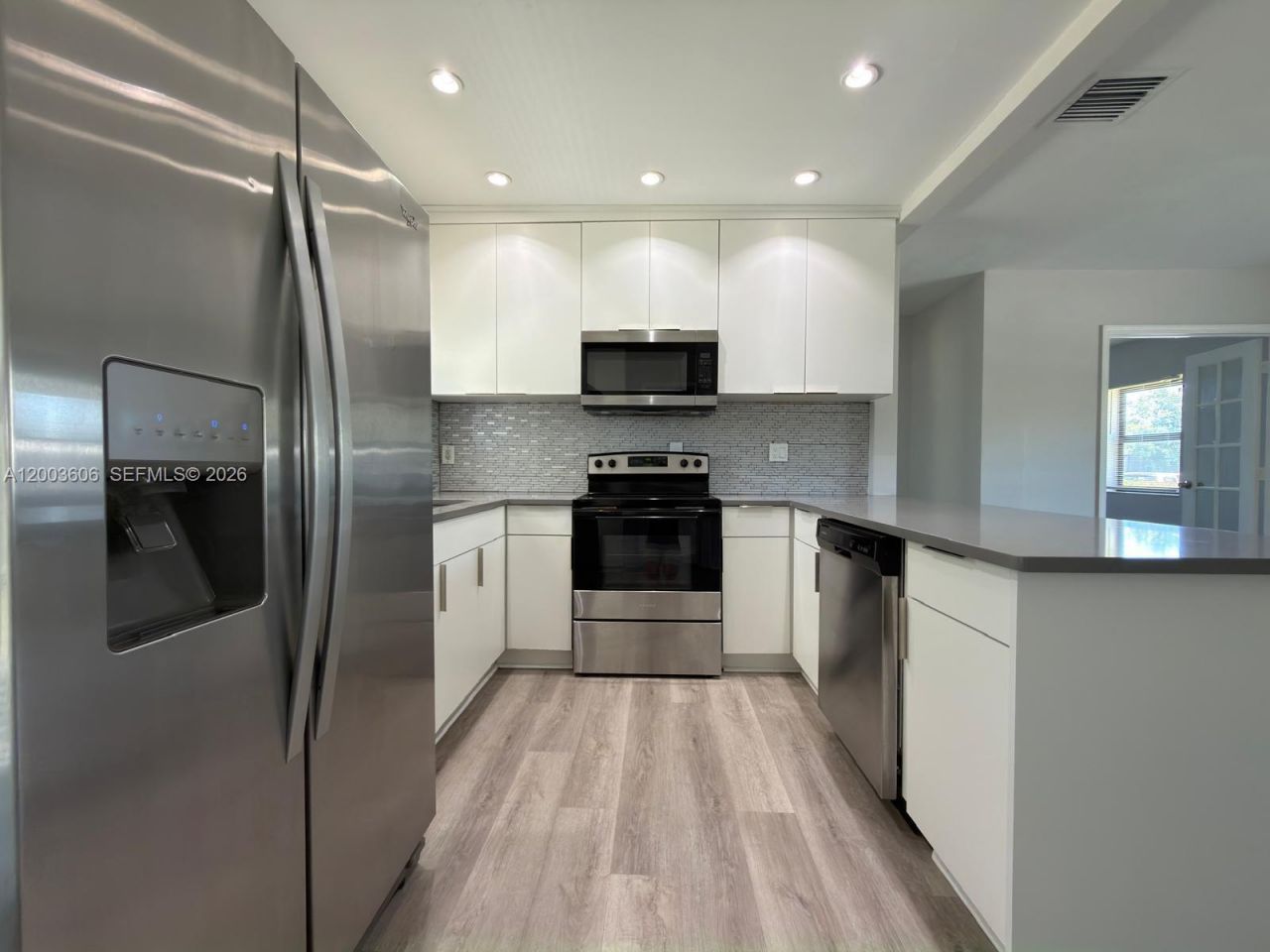 1325 NW 11th Ct , Fort Lauderdale, FL 33311 Photo