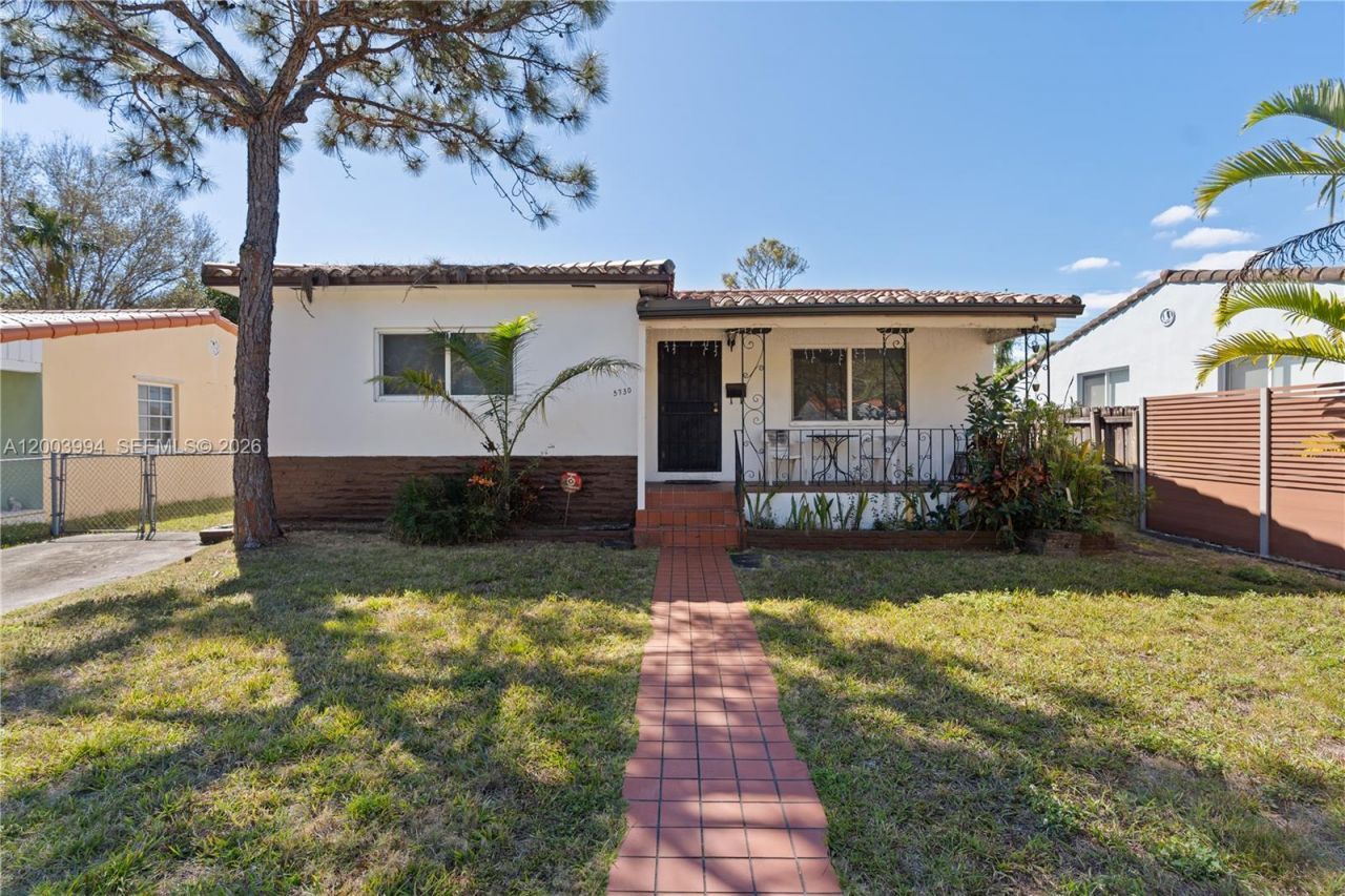 5730 SW 42nd Ter , South Miami, FL 33155 Photo