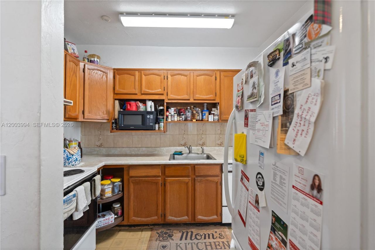 5730 SW 42nd Ter , South Miami, FL 33155 Photo