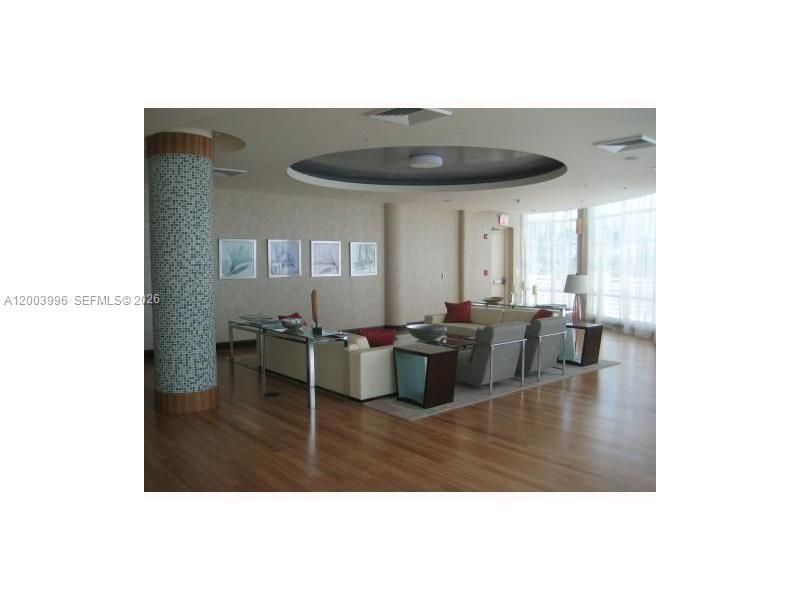 253 2nd St , Unit 3807, Miami, FL 33132 Photo