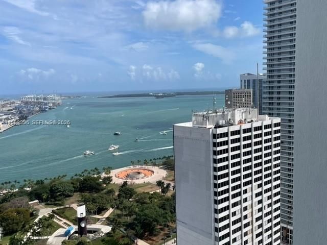 253 2nd St , Unit 3807, Miami, FL 33132 Photo