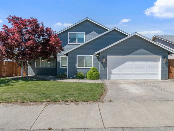 1017 Havenwood Drive, Eagle Point, OR 97524