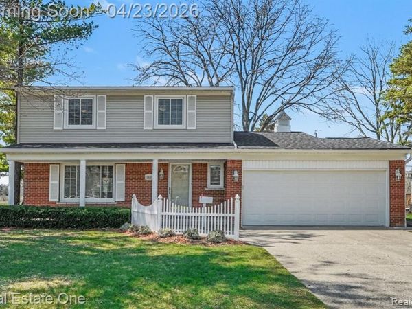 5303 Church Hill Drive, Troy, MI 48085