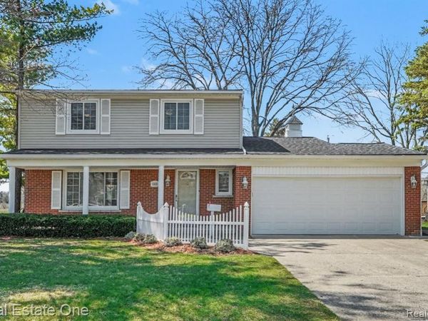 5303 Church Hill Drive, Troy, MI 48085