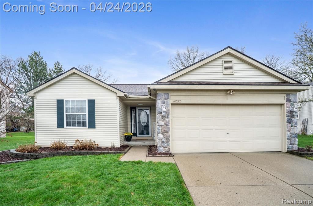 6932 Wellesley Boulevard, Waterford Township, MI 48327 Main Photo