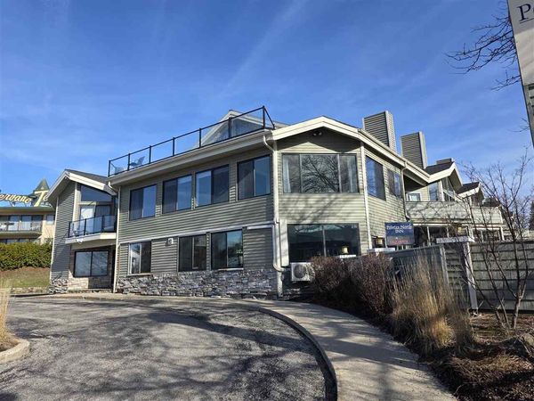 101 Michigan Avenue, Unit 210, Charlevoix, MI 49720