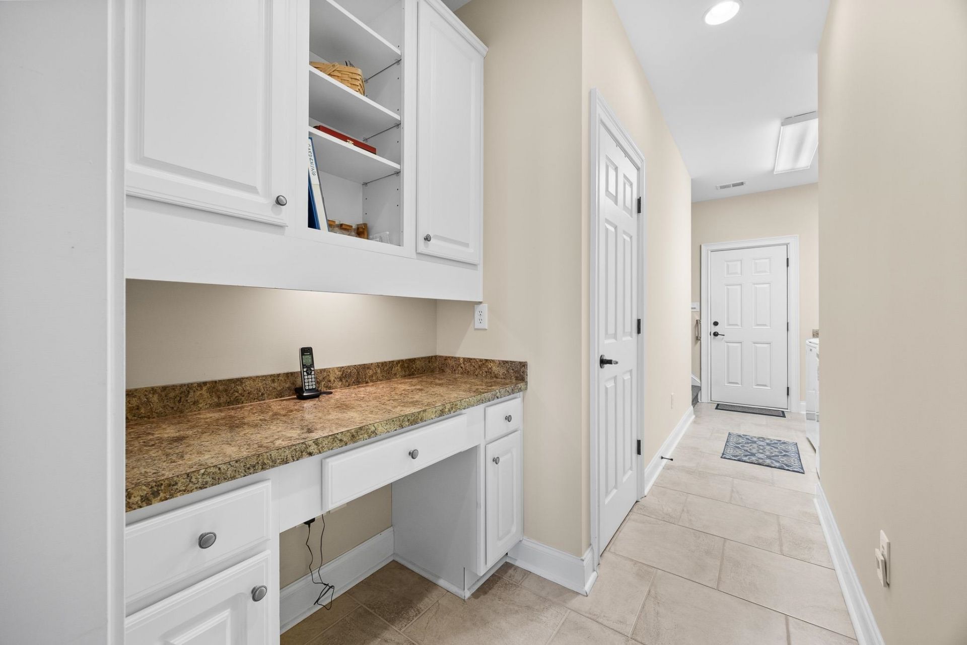 1668 Portwest Dr. Photo 25