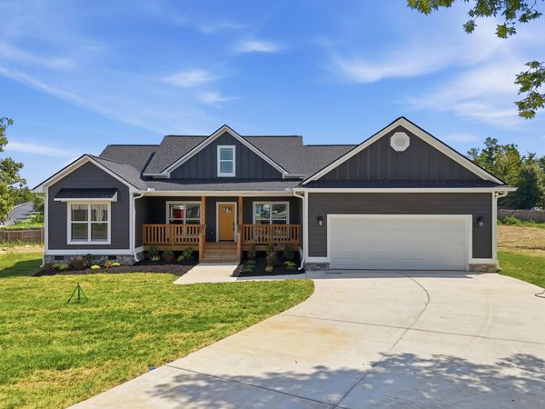 2301 Guinevere Parkway, Chattanooga, TN 37421