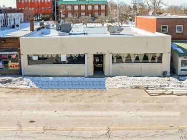 2711 S Park Avenue, Buffalo, NY 14218