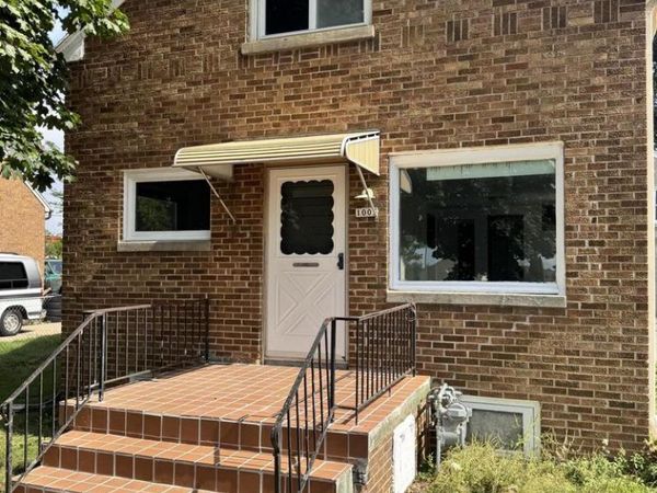 1005 N 38th STREET, Sheboygan, WI 53081