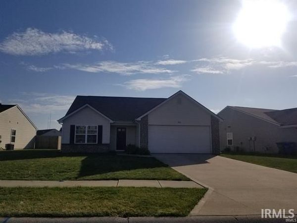 2016 Morgan Creek Drive, Fort Wayne, IN 46808