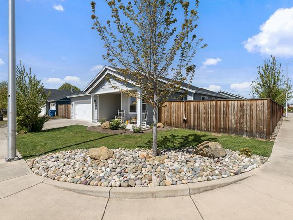 3949 Connor Drive, White City, OR 97503